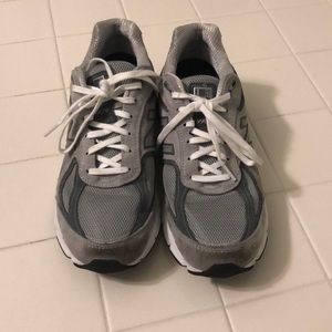 New Balance 990 Sneakers